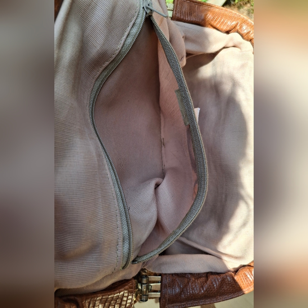 Vintage 1980's J&E Handbag Company NY Brown Leather Large Convertible Clutch - Picture 13 of 14